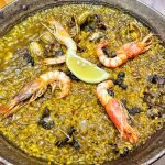 Descubre los mejores sitios para comer paella de marisco en Andorra la Vella y cercano. Consulta los precios de la paella vegetariana y la típica paella llamada española